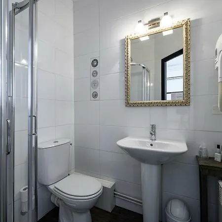 Urban Style Saint Claire Готель 3*